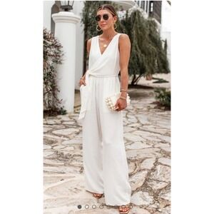 NWT SPLENDID X CELLA JANE‎ SURPLICE JUMPSUIT White SZ M Sleeveless Flowy Wrap